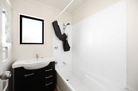 Photo of property in 30c Hogan Street, Hamilton East, Hamilton, 3216