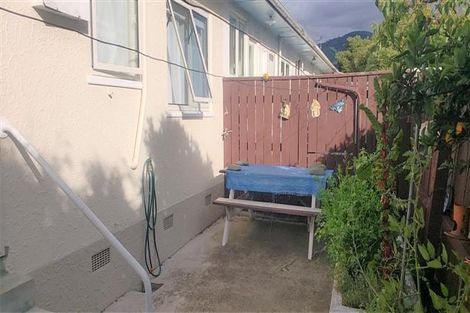 Photo of property in 1/11 Cornwall Place, Stoke, Nelson, 7011