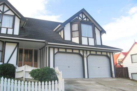 Photo of property in 3 Cullen Place, Tawa, Wellington, 5028