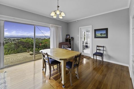 Photo of property in 15 Tosswill Road, Tahunanui, Nelson, 7011