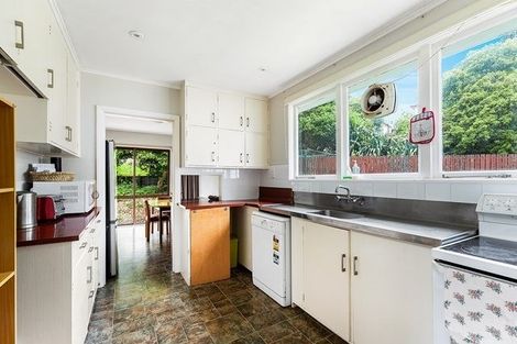 Photo of property in 57 Larsen Crescent, Tawa, Wellington, 5028