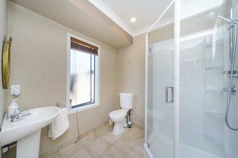 Photo of property in 6 Diamond Court, Ashhurst, 4810