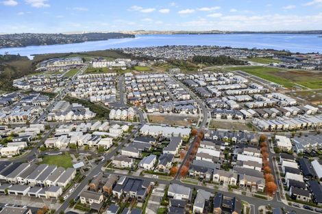 Photo of property in 2 Touhou Road, Hobsonville, Auckland, 0616