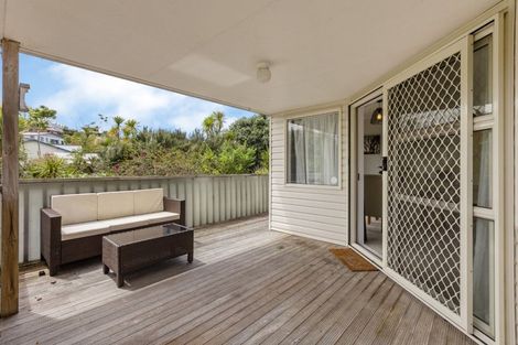 Photo of property in 8a Langton Road, Stanmore Bay, Whangaparaoa, 0932