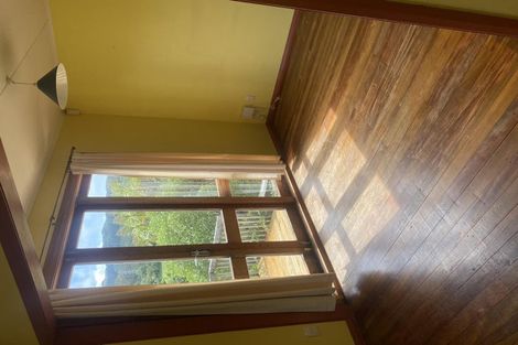 Photo of property in 86 Curtis Street, Northland, Wellington, 6012