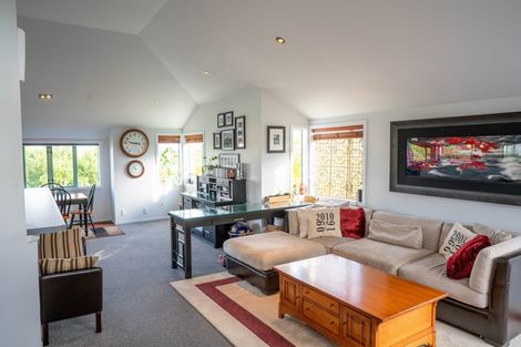 Photo of property in 1/4 Richards Avenue, Forrest Hill, Auckland, 0620