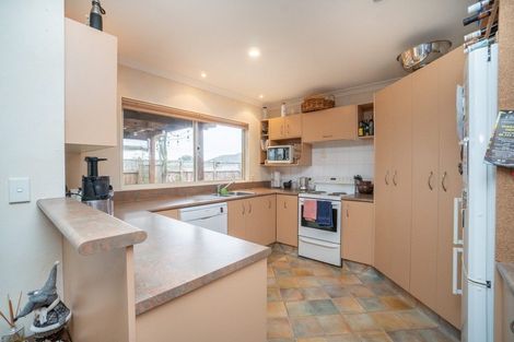 Photo of property in 39 Parnell Heights Drive, Kelvin Grove, Palmerston North, 4414