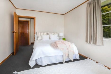 Photo of property in 15 Martin Street, Ranui, Porirua, 5024