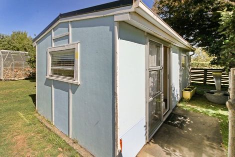 Photo of property in 234 Kawiu Road, Levin, 5510