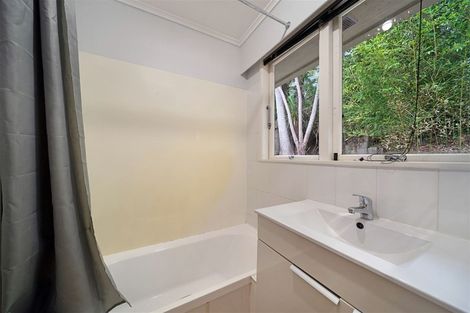 Photo of property in 22 Karaka Street, Helensville, 0800