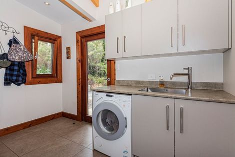 Photo of property in 114 Hay Road, Helena Bay, Hikurangi, 0184