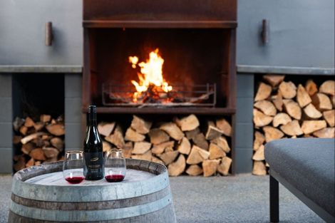 Photo of property in 75a Inwoods Road, Parklands, Christchurch, 8083