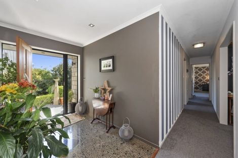 Photo of property in 7 Cornice Place, Flagstaff, Hamilton, 3210