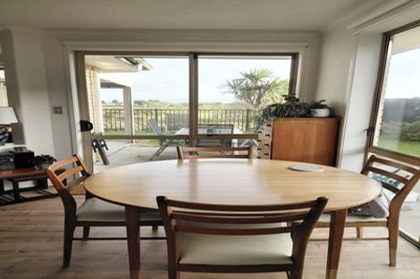 Photo of property in 62 Gibson Place, Papamoa Beach, Papamoa, 3118