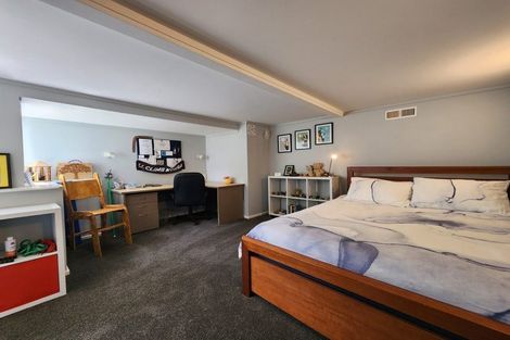 Photo of property in 12 Cook Street, Karori, Wellington, 6012