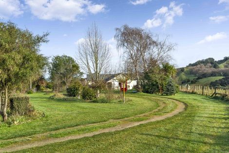 Photo of property in 1453a Masterton Castlepoint Road, Tauweru, Masterton, 5889