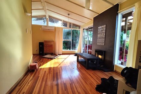 Photo of property in 8 Archmillen Avenue, Pakuranga Heights, Auckland, 2010