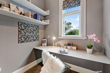 Photo of property in 12 Finlay Terrace, Mount Cook, Wellington, 6021