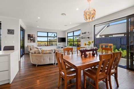 Photo of property in 9 Senecio Way, Papamoa Beach, Papamoa, 3118