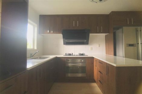 Photo of property in 7 Barlow Place, Chatswood, Auckland, 0626