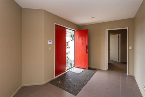 Photo of property in 25 Linkwater Way, Parklands, Christchurch, 8083