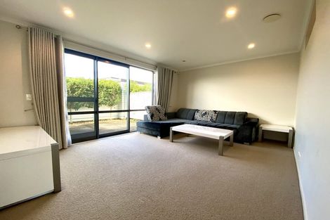 Photo of property in 5 Louis Braille Lane, Flat Bush, Auckland, 2019