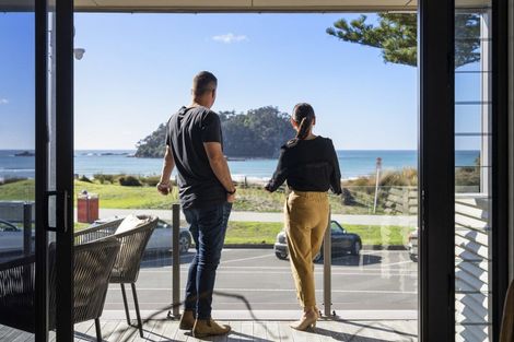 Photo of property in 10/48 Marine Parade, Mount Maunganui, 3116
