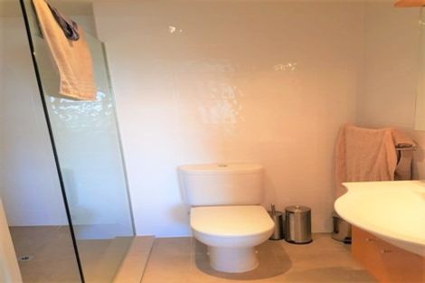 Photo of property in 4-u18 Seaview Road, Paraparaumu Beach, Paraparaumu, 5032