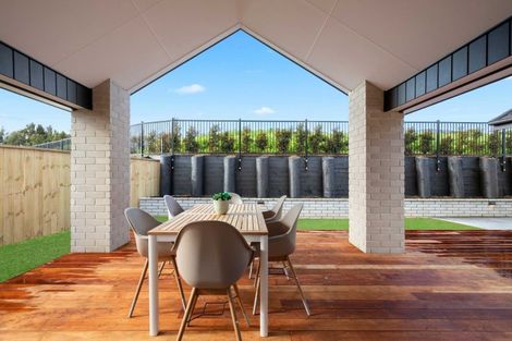 Photo of property in 37 Muster Road, Pukekohe, 2120