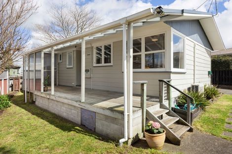 Photo of property in 30 Deanwell Avenue, Deanwell, Hamilton, 3206