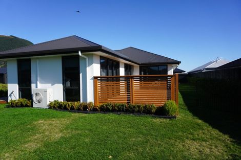 Photo of property in 7 Huntaway Close, Stoke, Nelson, 7011