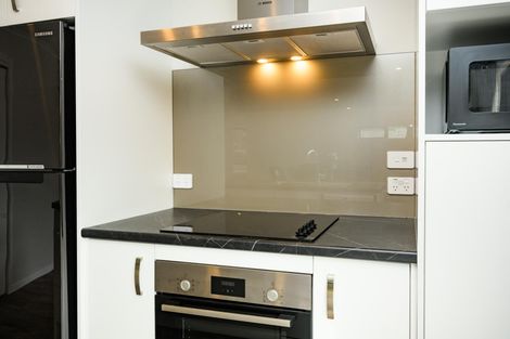 Photo of property in 12a Norwich Place, Awapuni, Palmerston North, 4412