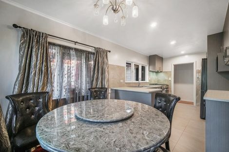 Photo of property in 47 Rollerson Street, Papakura, 2110