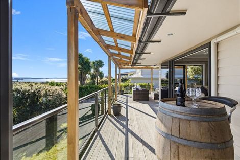 Photo of property in 64 Sereno Vista, Bellevue, Tauranga, 3110