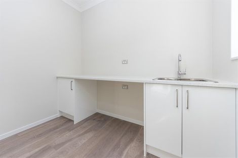 Photo of property in 70 Donegal Park Drive, Flat Bush, Auckland, 2019