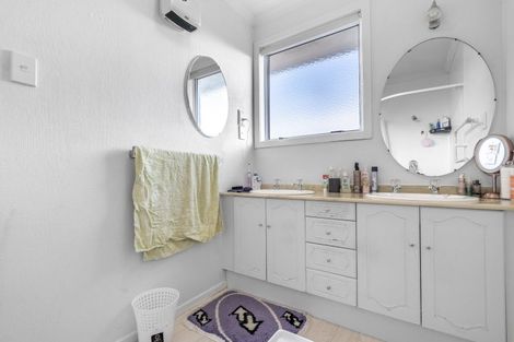 Photo of property in 137 Bay Road, Grasmere, Invercargill, 9810