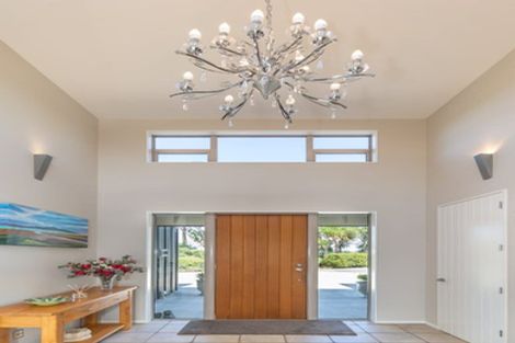 Photo of property in 205 Muhunoa Road East, Ohau, Levin, 5570