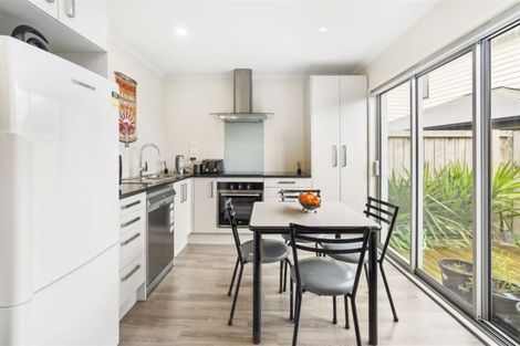 Photo of property in 215u2 Massey Street, Frankton, Hamilton, 3204