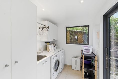 Photo of property in 39 Santa Maria Avenue, Mount Pleasant, Christchurch, 8081
