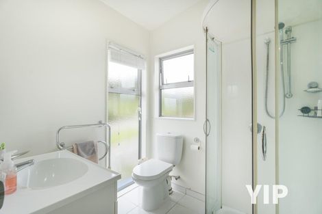 Photo of property in 35 Tawa Terrace, Tawa, Wellington, 5028