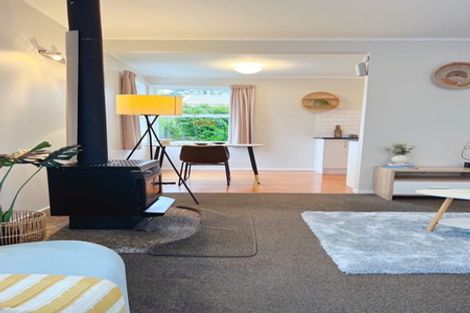 Photo of property in 33 Helena Street, Massey, Auckland, 0614