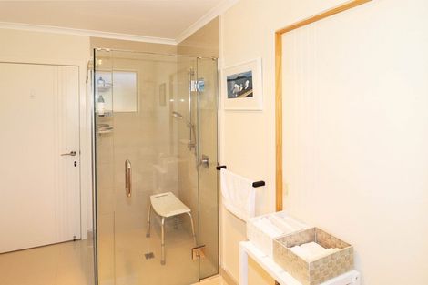 Photo of property in 3 Hereford Drive, Carterton, 5713