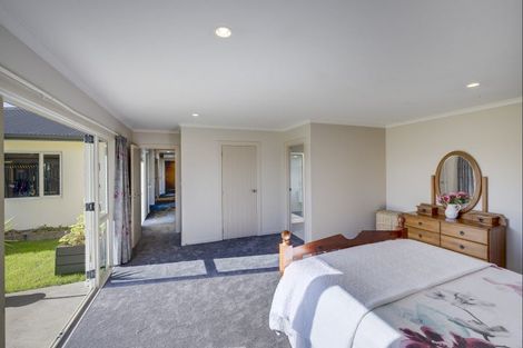 Photo of property in 6 Palliser Place, Poraiti, Napier, 4112