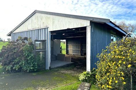 Photo of property in 2070 Kakaramea Road, Ngahinapouri, Hamilton, 3290