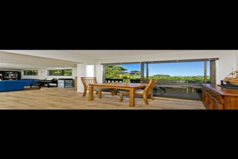 Photo of property in 13 King Richard Place, Browns Bay, Auckland, 0630