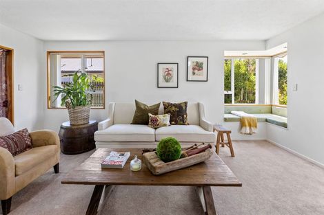 Photo of property in 11 Rossiter Avenue, Redwood, Christchurch, 8051