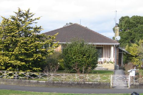 Photo of property in 1 Michael Avenue, Dinsdale, Hamilton, 3204