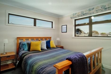 Photo of property in 4b Read Crescent, Clive, 4102