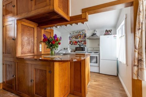 Photo of property in 30 Waimea Road, Nelson South, Nelson, 7010