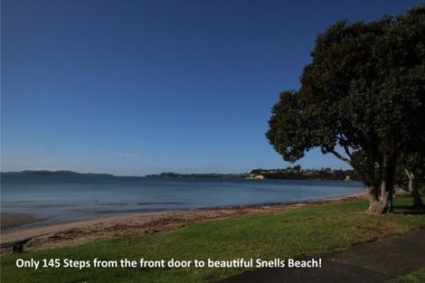 Photo of property in 9 Sunlight Promenade, Snells Beach, 0920